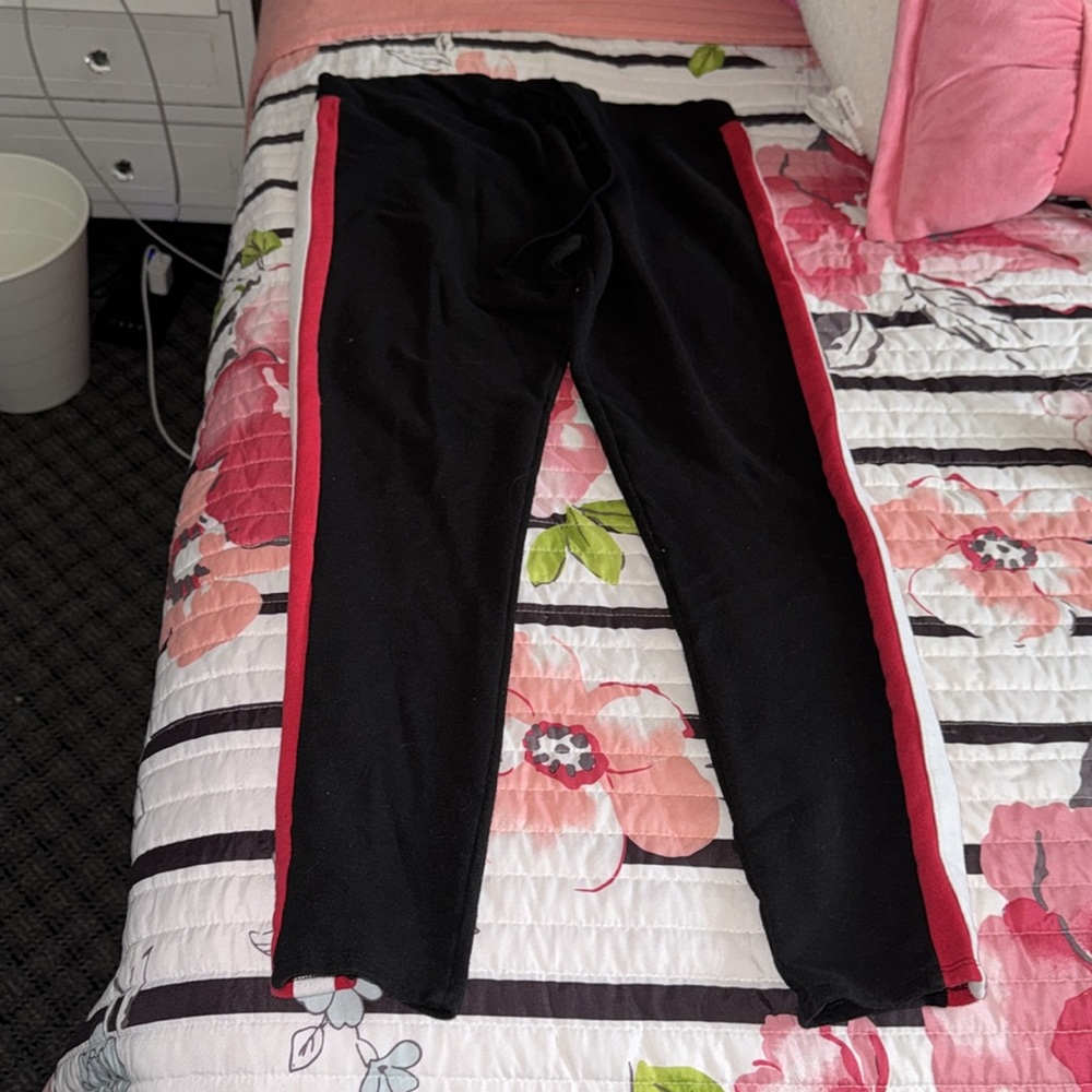 PINK Victoria's Secret Black and Red joggers/ leggings - Picture 7 of 7